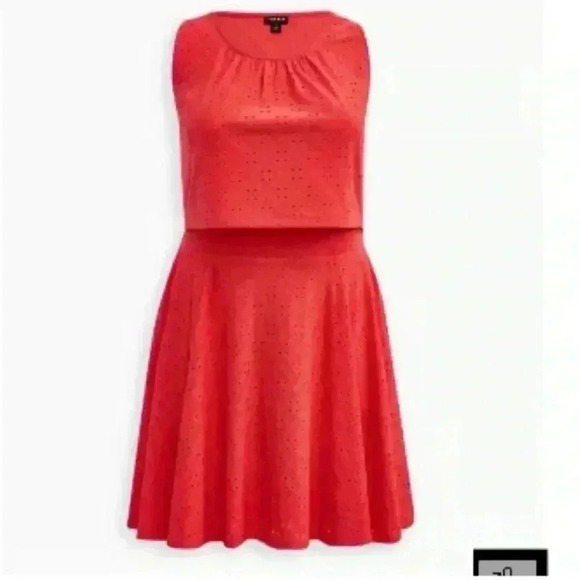 NWT Torrid Eyelet Crop Top and Skirt Two Piece Set - Picture 3 of 7